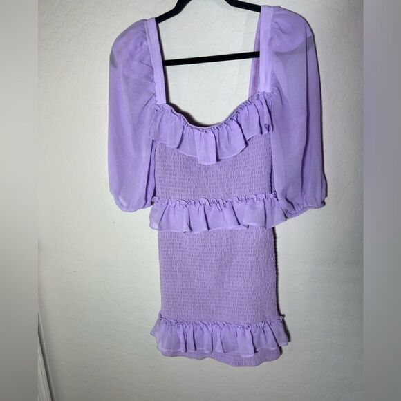 💜 Lover’s + Friends Revolve Lavender Off Shoulder Smocked Bodycon mini dress - Picture 4 of 10